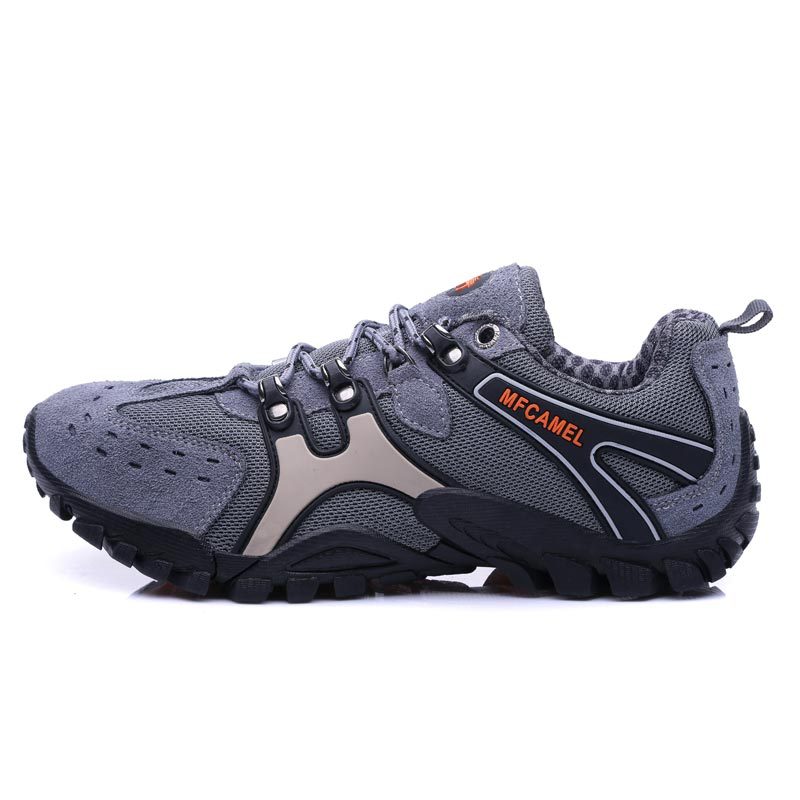 Outdoor men's hiking shoes