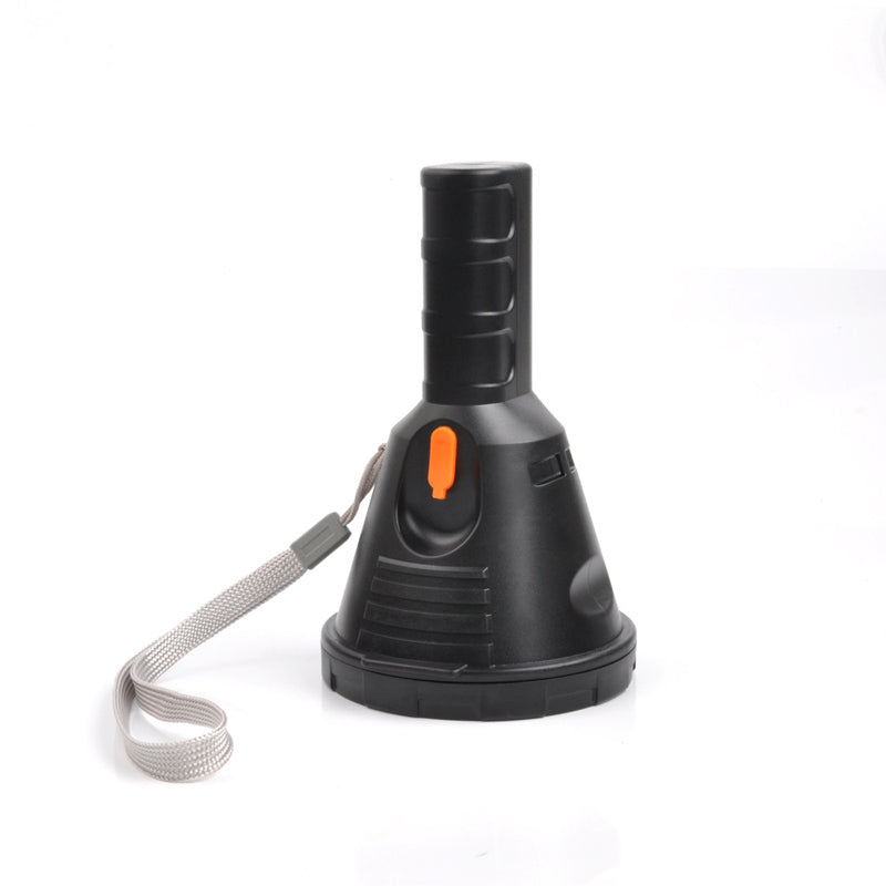 Strong light flashlight