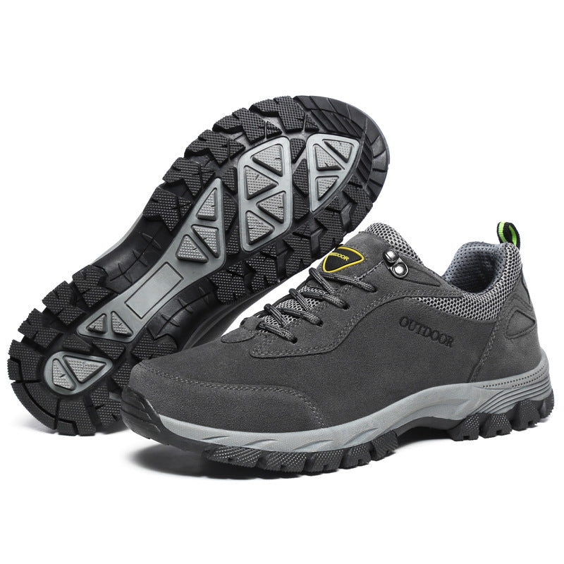 Low-cut hiking shoes